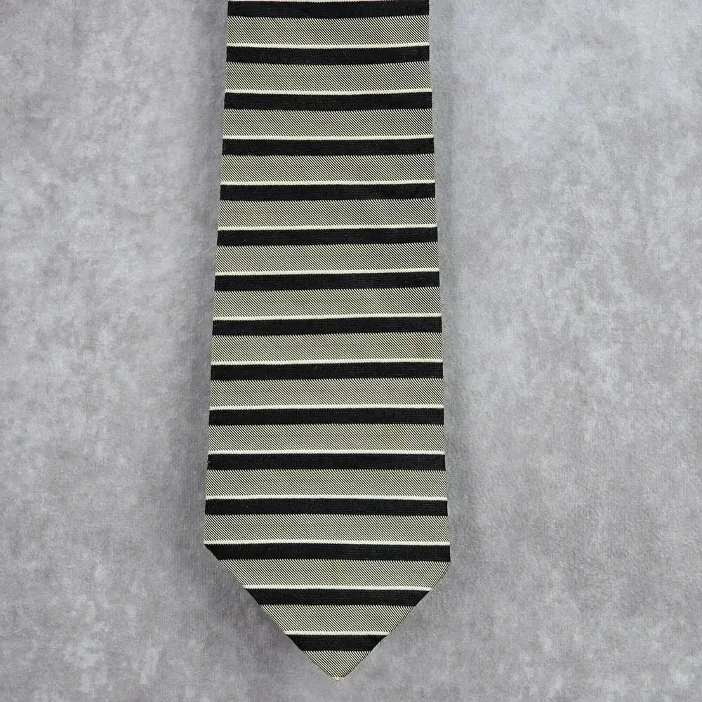 Donna Karan Signature Black‎ Gray Silver Stripe Silk Italy Men's Neck Tie NWOT